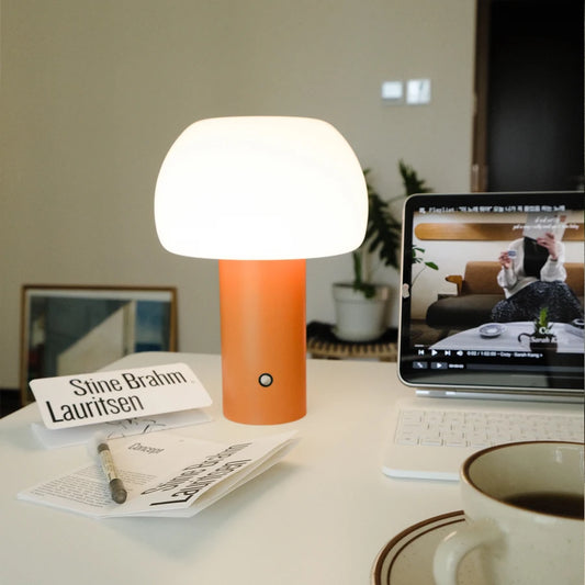 Lampe champignon orange LED sans fil design moderne minimaliste pied orange tactile rechargeable USB decoration interieure