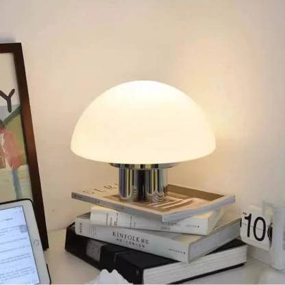 Lampe verre champignon blanc lait LED tactile 3 intensités lumière exceptionnelle diffusion douce nordique