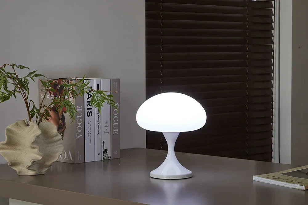 Lampe Champignon Blanche LED Rechargeable | Design Rétro 60-70 | 3 Intensités - LAMPE-EN-CHAMPIGNON